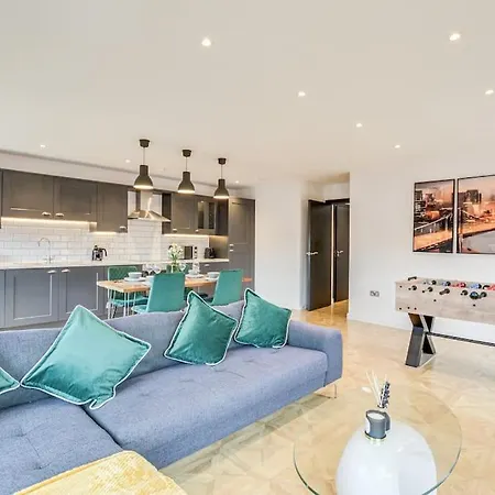 New York Апартаменти *