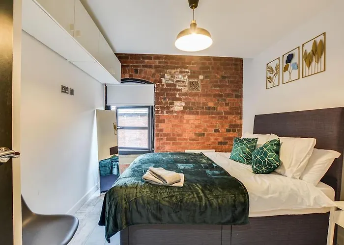 New York Apartment *